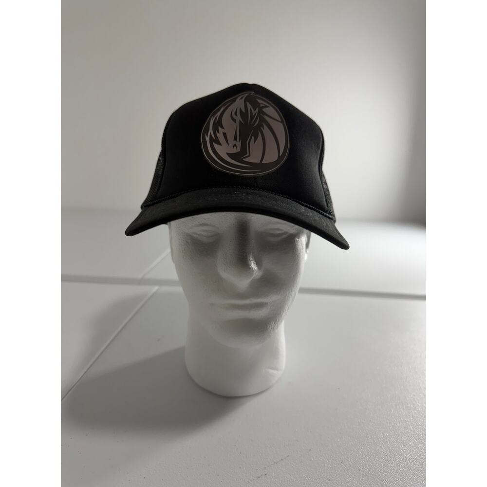 Dallas Mavericks Black Trucker SnapBack Hat
